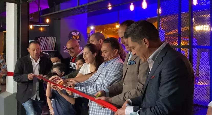 Gerardo Quiroz Inauguró Un Espacio En Teatro Centenario Coyoacán Beewaffle Esto Con La 5317