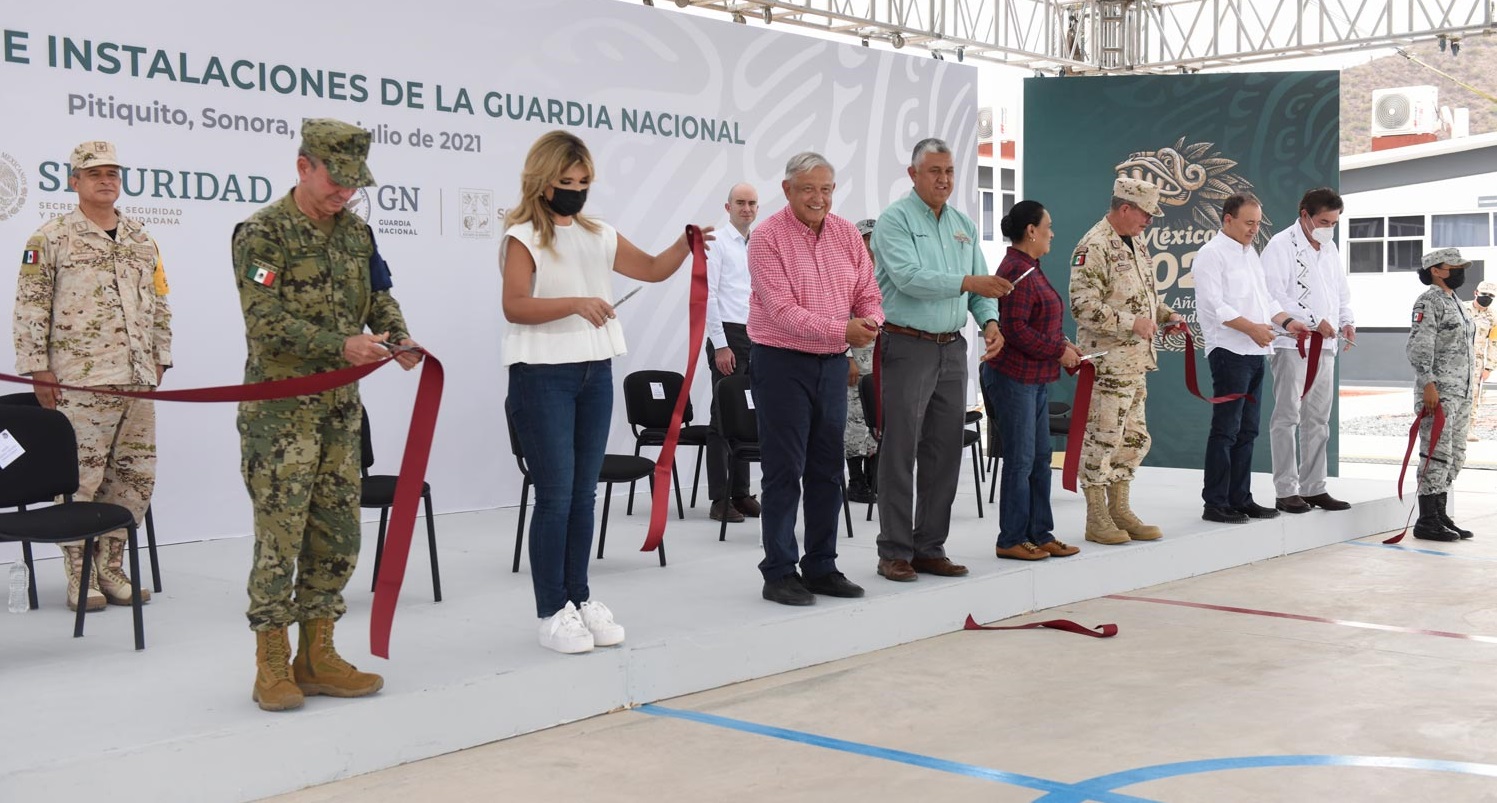 Inaugura Lopez Obrador cuartel de la Guardia Nacional en Pitiquito Sonora habra seis en la entidad anuncia