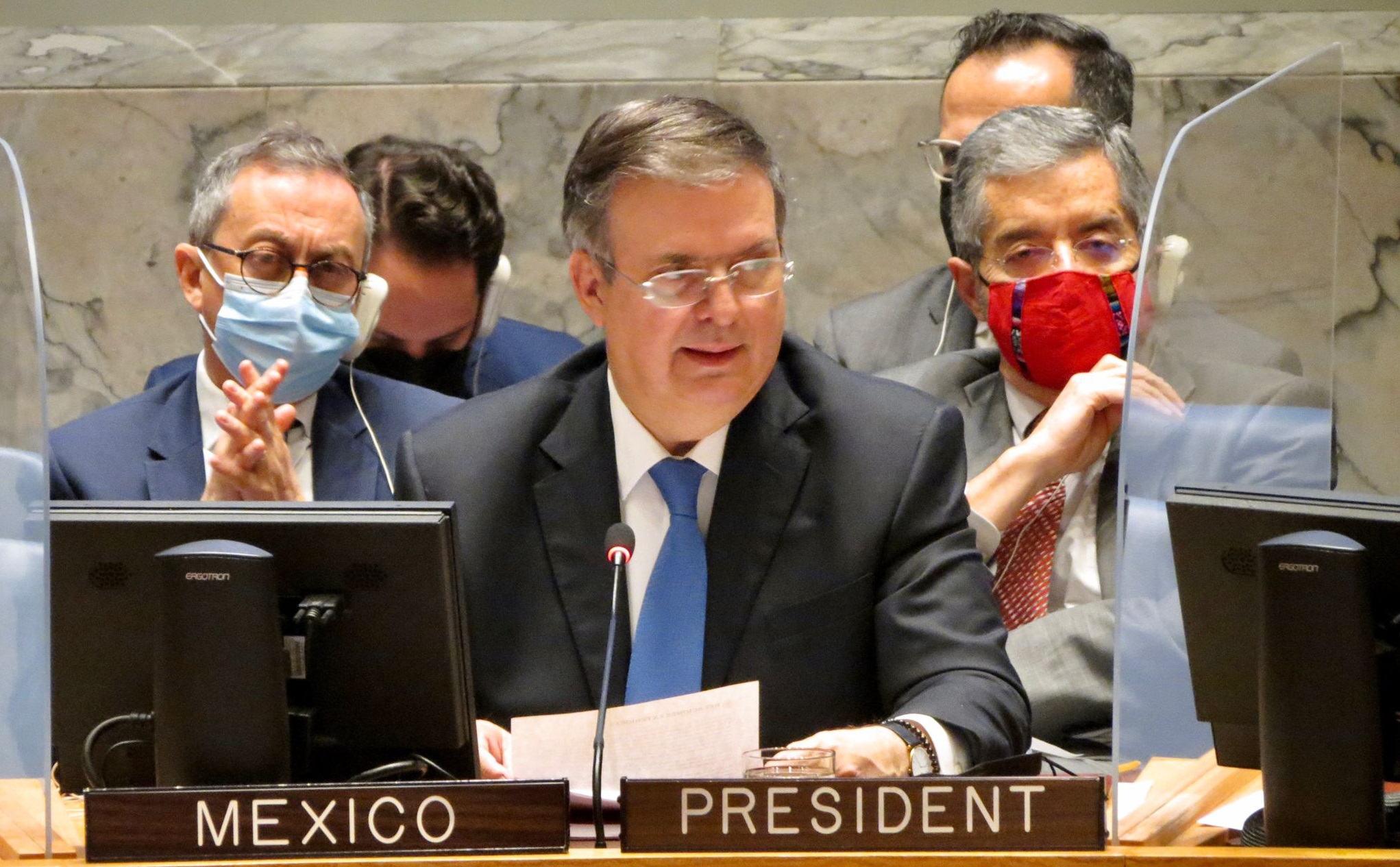 En la ONU el canciller Ebrard lanza propuesta para frenar trafico de armas