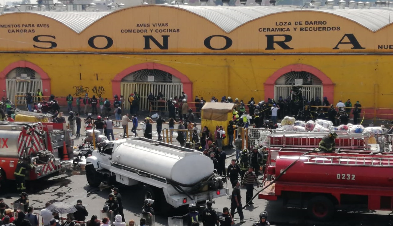 Reporta SGIRPC saldo blanco en incendio de Mercado de Sonora