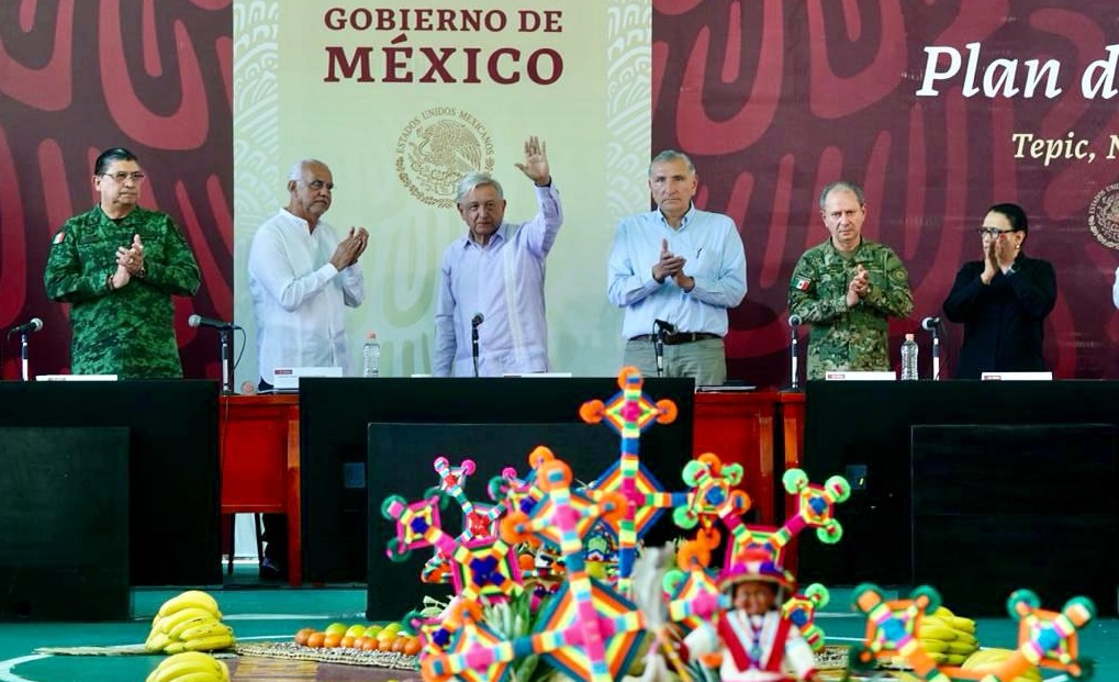 Presenta Lopez Obrador Plan de apoyo a Nayarit programas sociales y obras de infraestructura impulsaran el desarrollo en el estado
