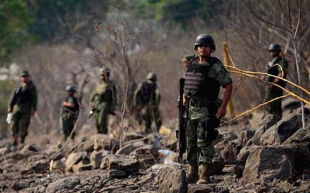 Ejercito Mexicano fortalece el estado de derecho en poblaciones de Michoacan detiene 9 presuntos integrantes de la delincuencia organizada