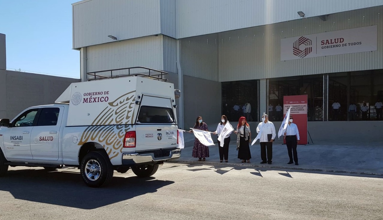 Insabi entrega seis unidades medicas moviles a Campeche