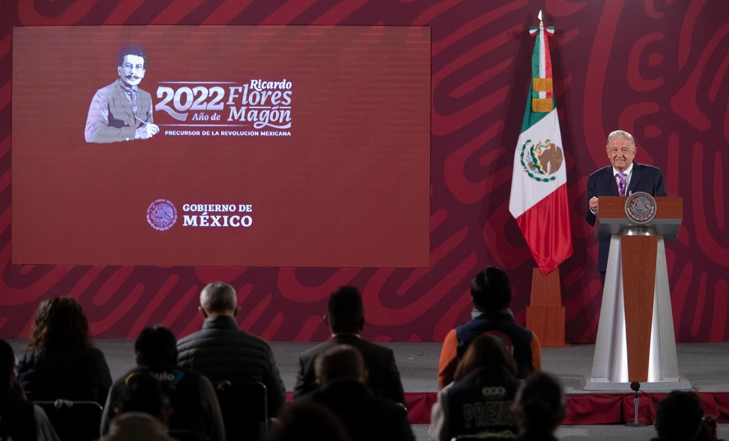 Lopez Obrador garantiza a periodistas respeto proteccion y libertad de