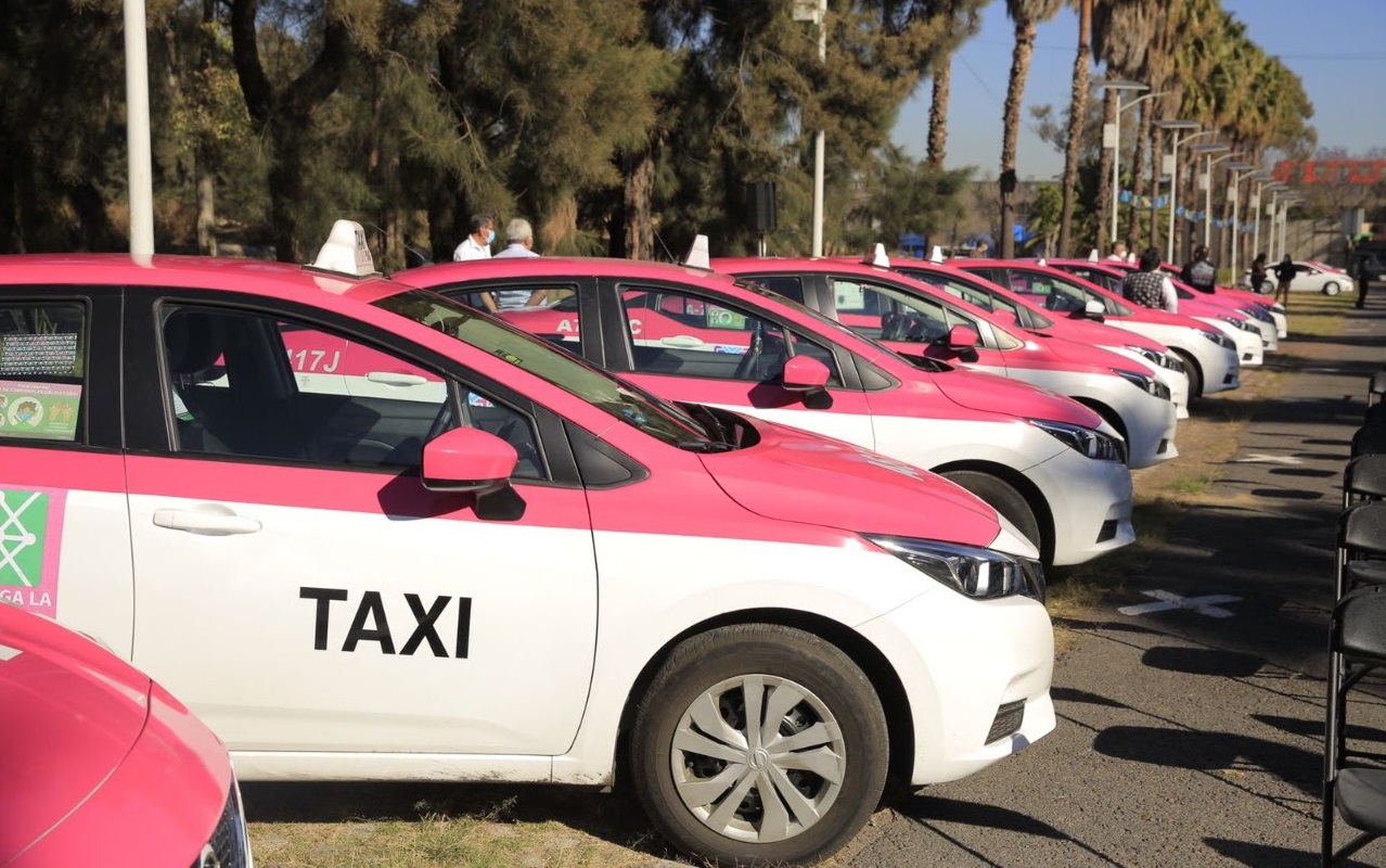 Presenta Semovi nuevas unidades del programa de Sustitucion de Taxi 2021