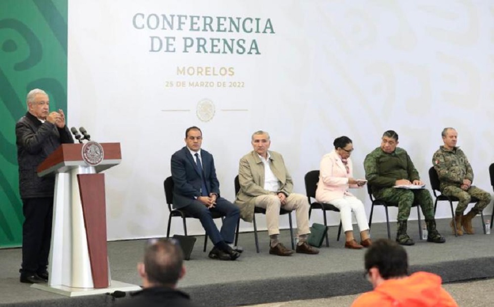Lopez Obrador evalua situacion de seguridad en Morelos a la baja delito de feminicidio en el estado